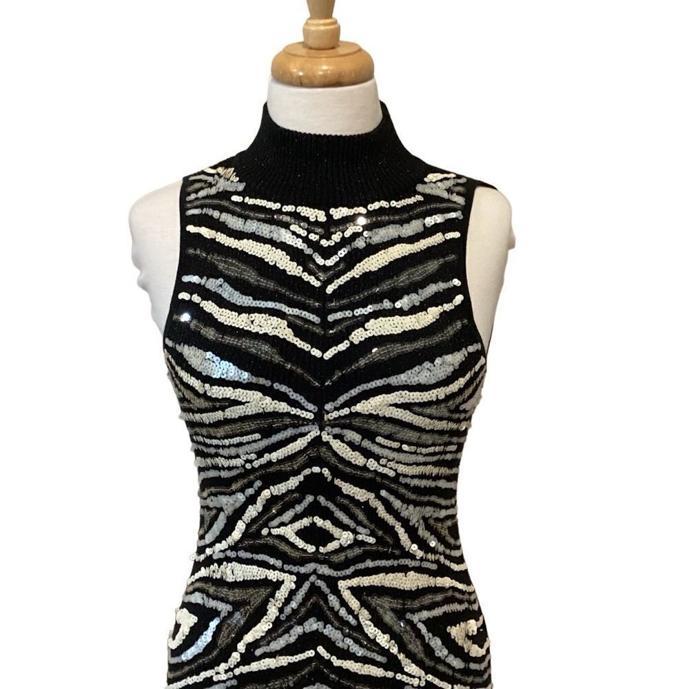 Cache Sequin Metallic Sleeveless Top open back size Medium - Picture 5 of 14